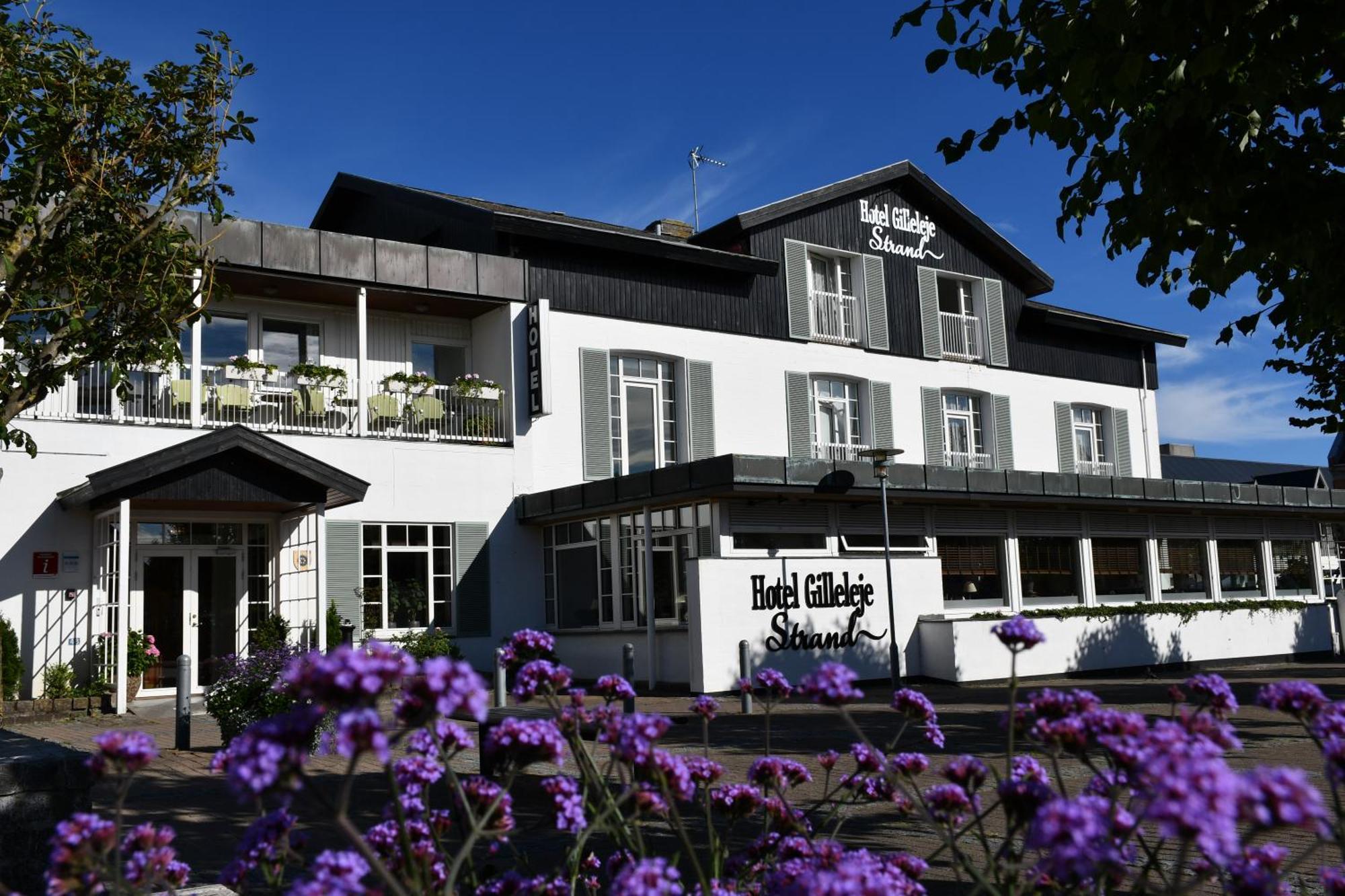Hotel Gilleleje Strand Exterior photo